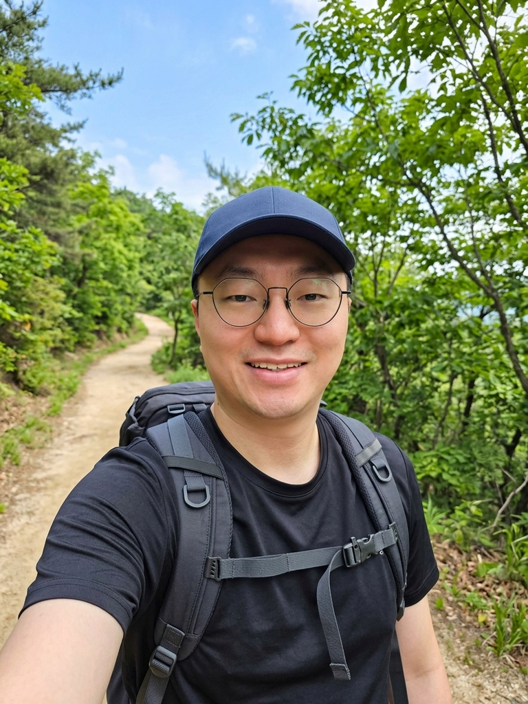 Yu Xi Chau